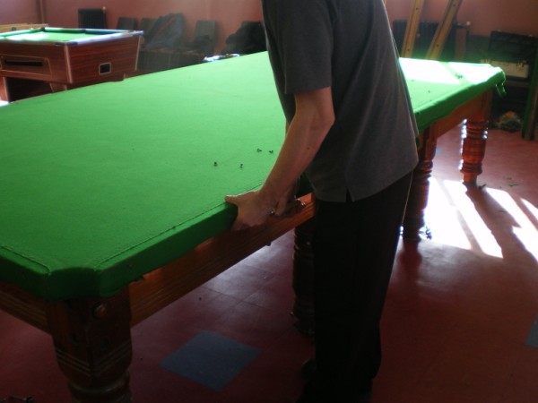 THOMAS MANNING FINALISING INSTALLATION OF BED