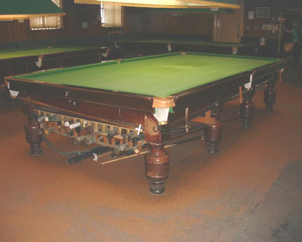 easy snooker club table